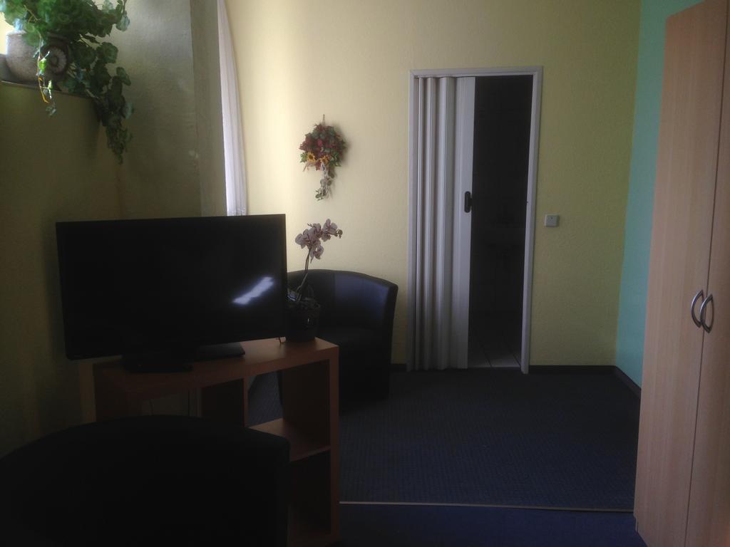 Gasthof & Pension Zum Saalestrand Bad Dürrenberg Zewnętrze zdjęcie